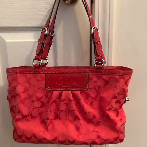 Coach Handbags - Coach bag